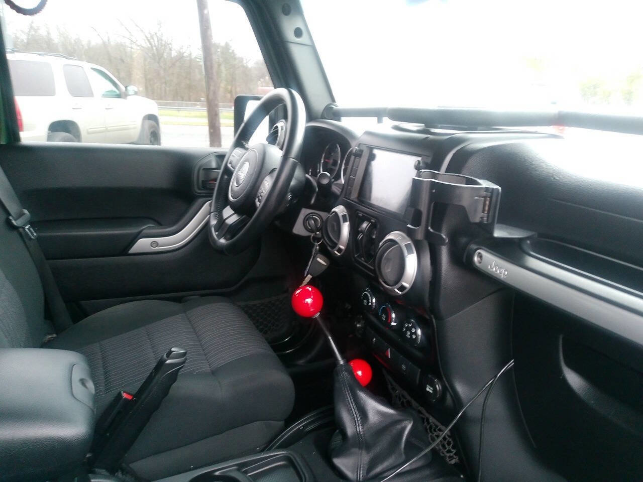 Used 2011 Jeep Wrangler Unlimited Rubicon w/ Dual Top Group image 36