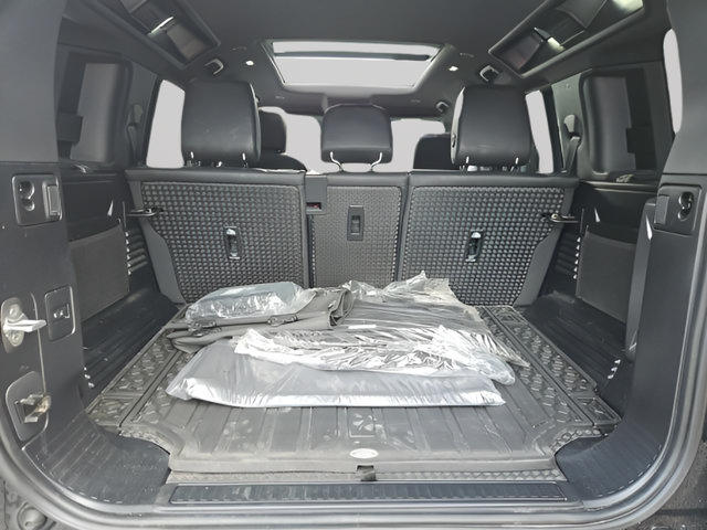 Certified 2024 Land Rover Defender 110 S AWD/4WD image 23