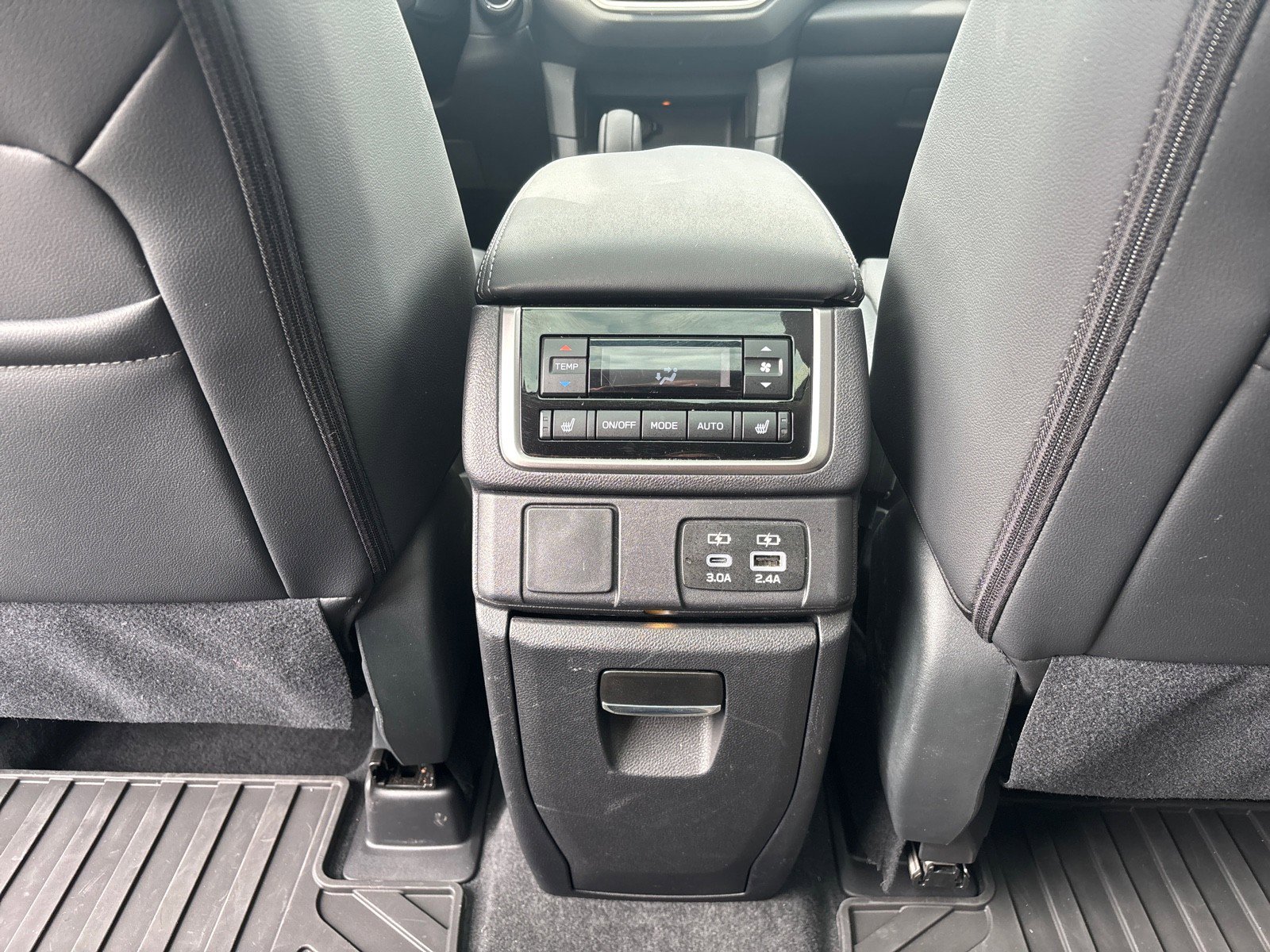 Certified 2025 Subaru Ascent Limited w/ Popular Package #1 image 36