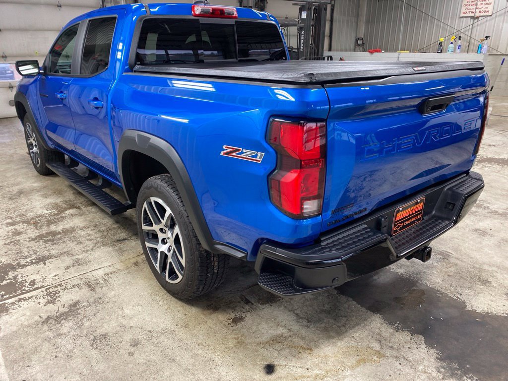 Used 2024 Chevrolet Colorado Z71 w/ Z71 Convenience Package 2 AWD/4WD image 6