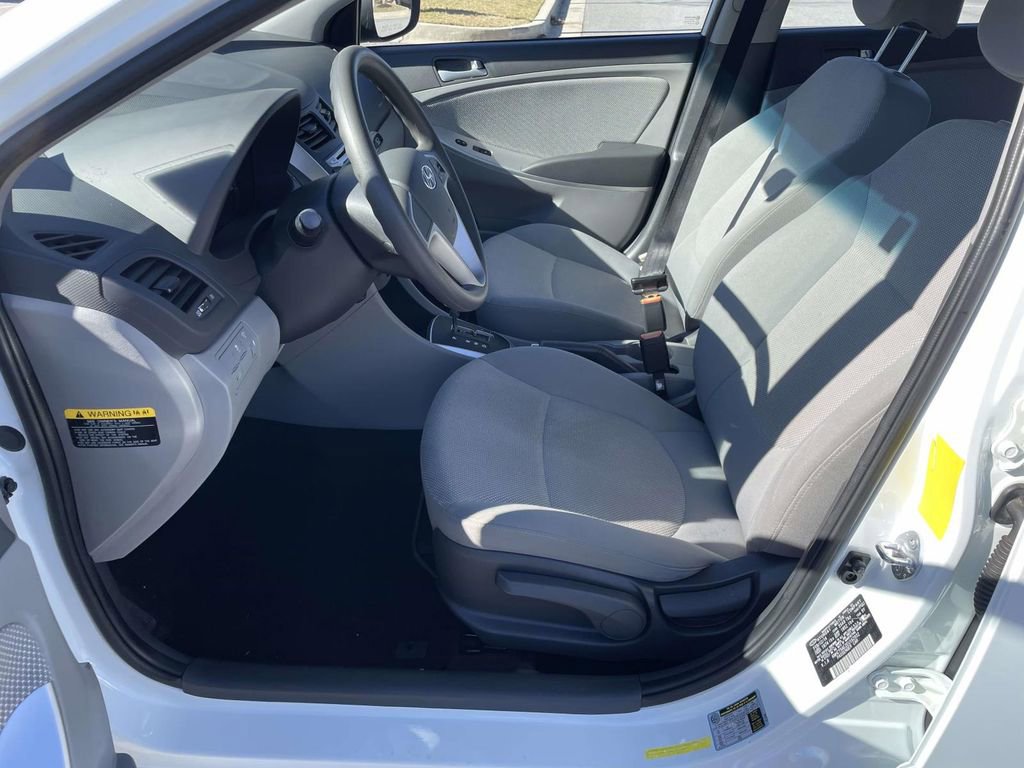 Used 2014 Hyundai Accent GS image 18