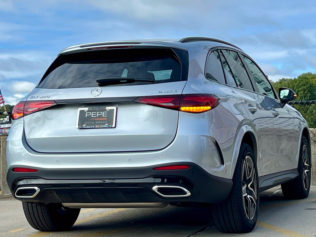 Used 2026 Mercedes-Benz GLC 300 4MATIC image 7