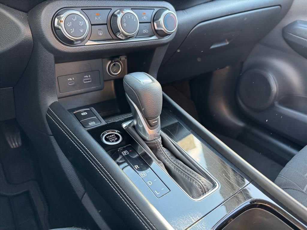 Certified 2024 Nissan Kicks SV image 19