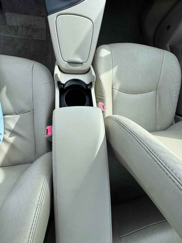 Used 2010 Toyota Prius Five FWD image 26