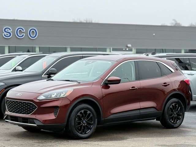 Used 2021 Ford Escape SE image 28