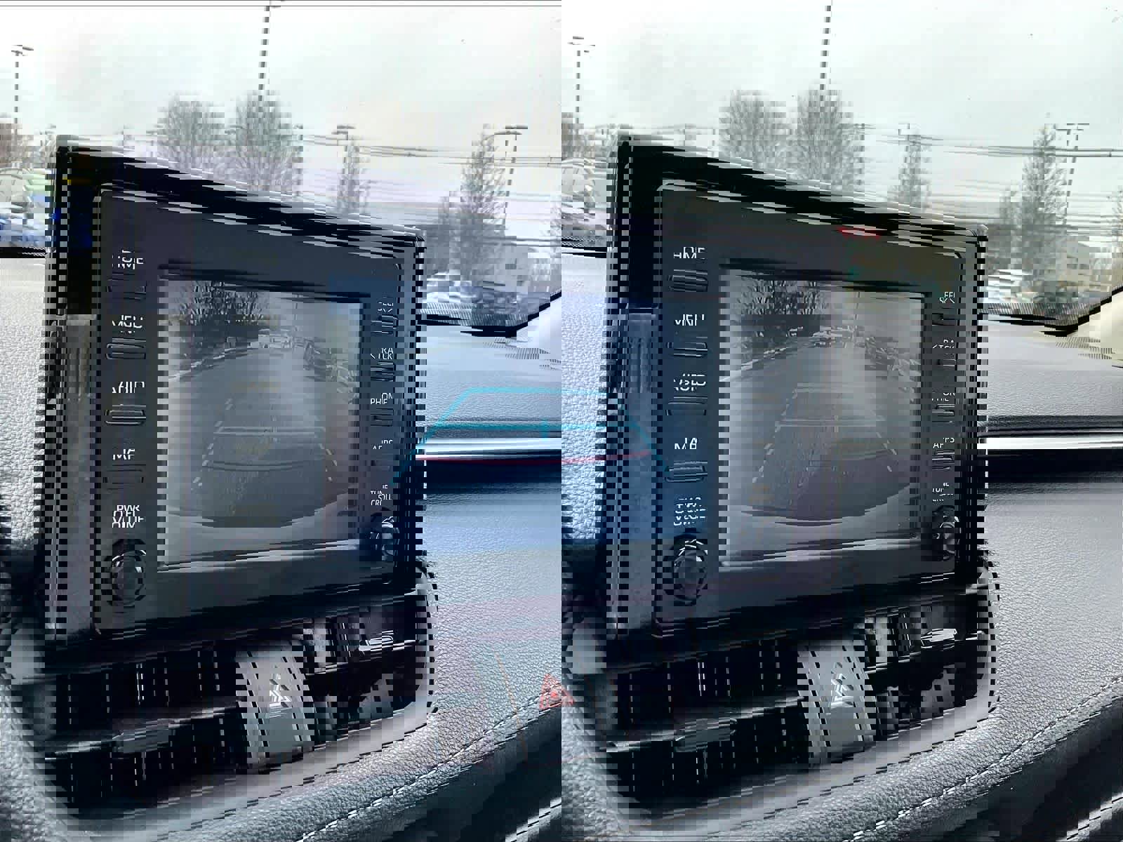 Used 2019 Toyota RAV4 LE image 19