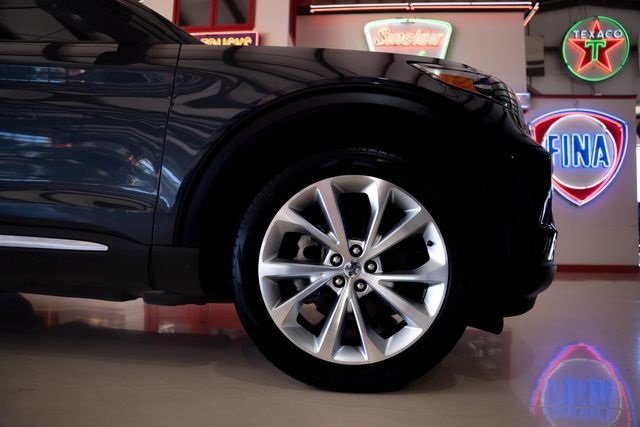 Used 2022 Ford Explorer Platinum w/ Equipment Group 601A image 21