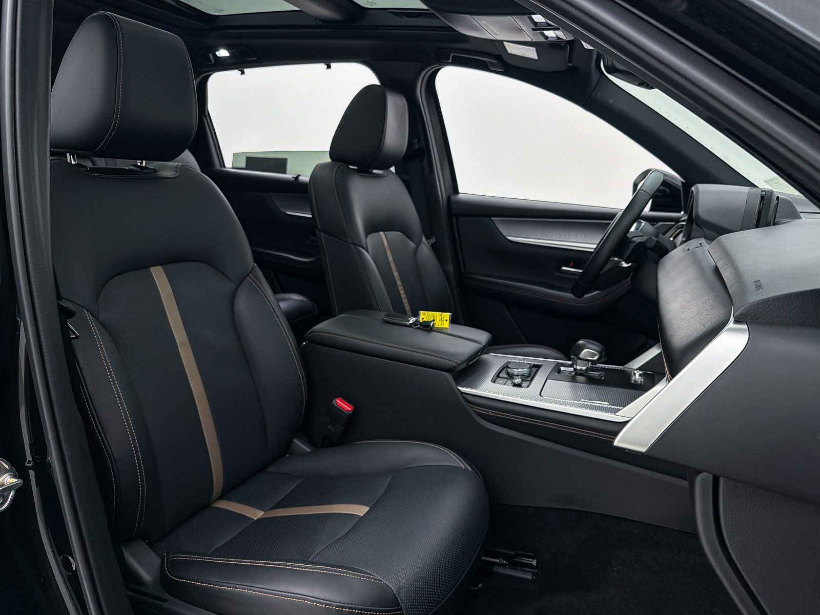 Used 2025 MAZDA CX-90 3.3 Turbo S w/ Premium Package image 34