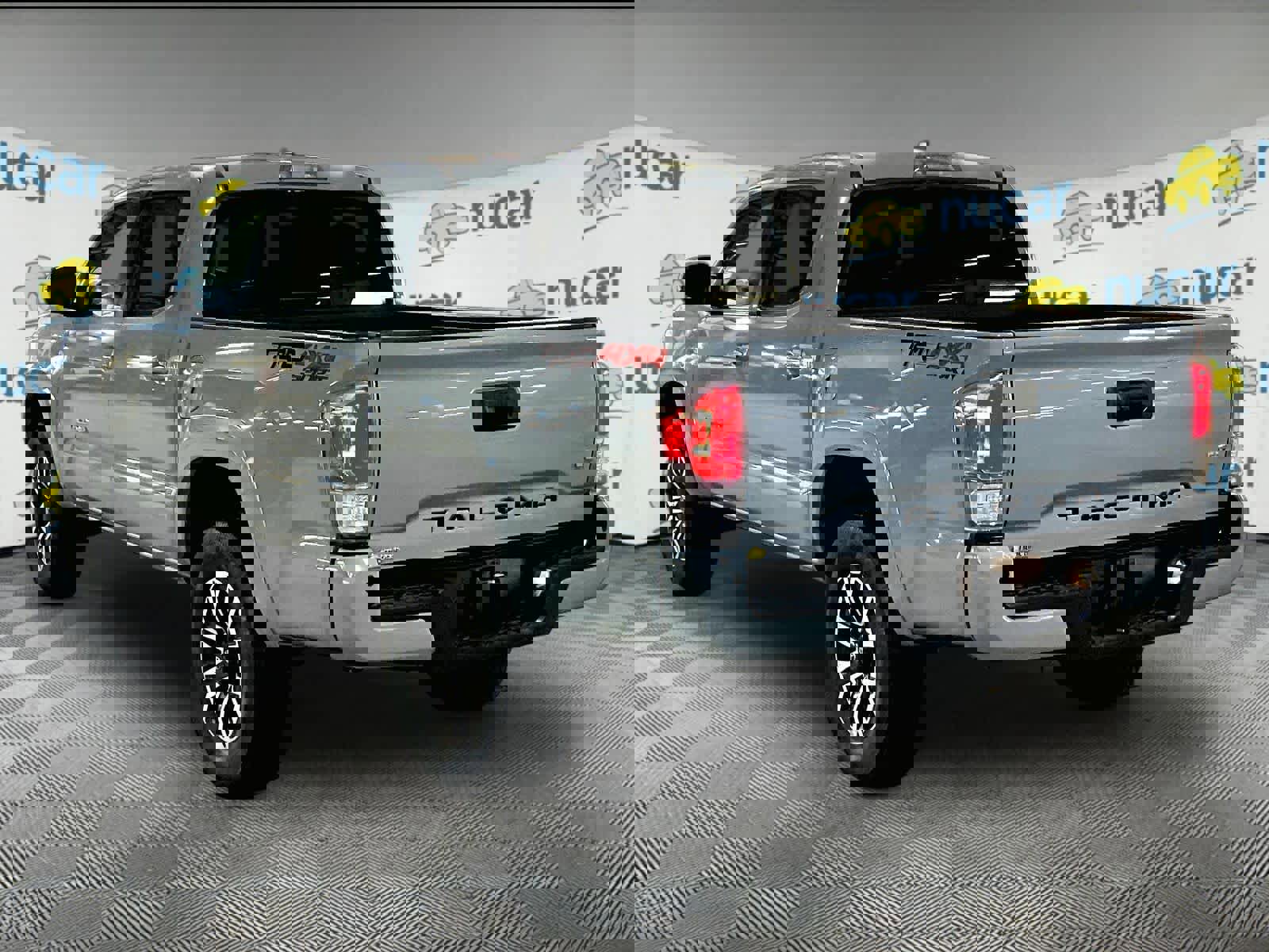 Used 2023 Toyota Tacoma TRD Sport w/ Technology Package image 4