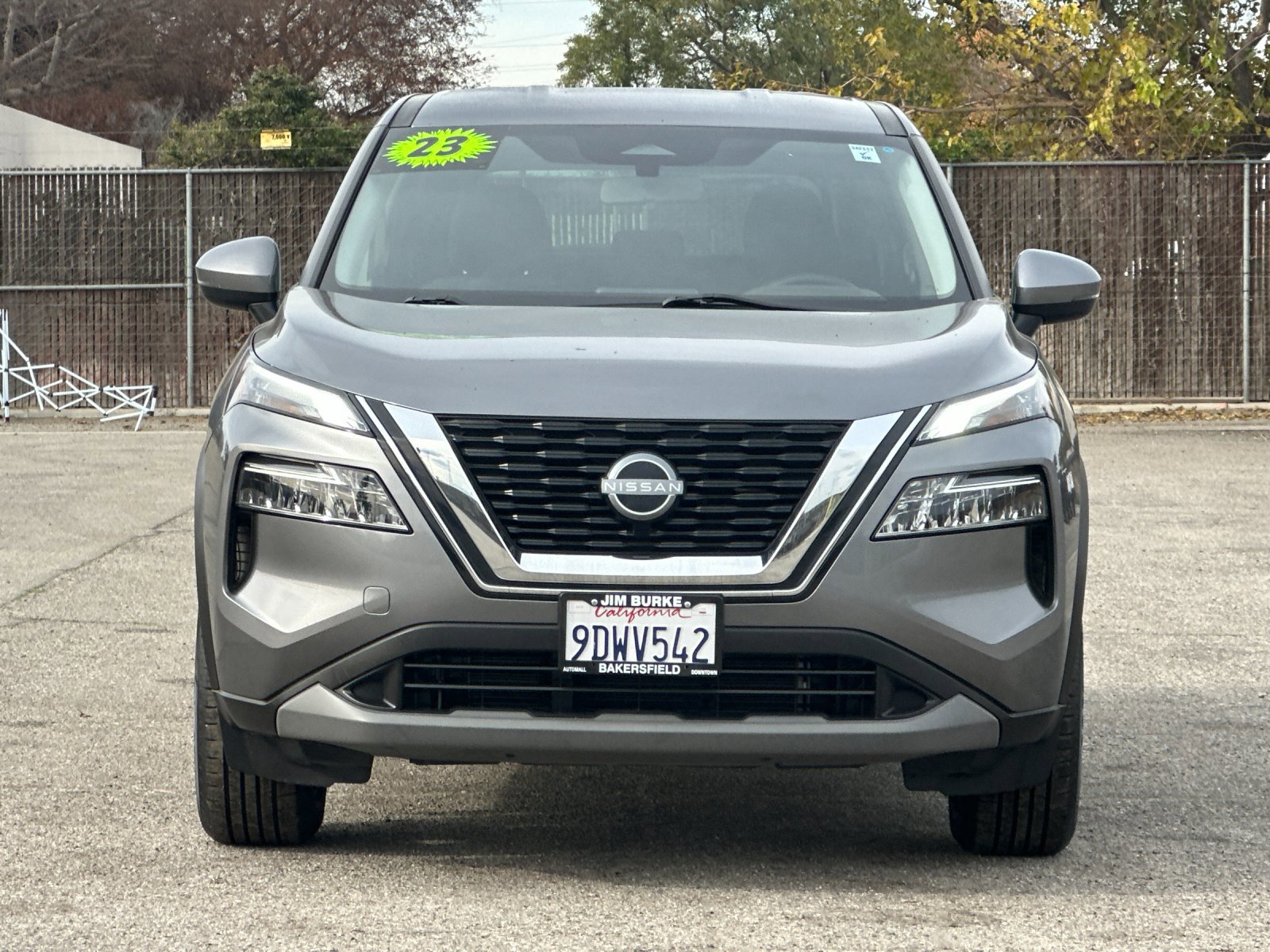 Used 2023 Nissan Rogue SV image 9