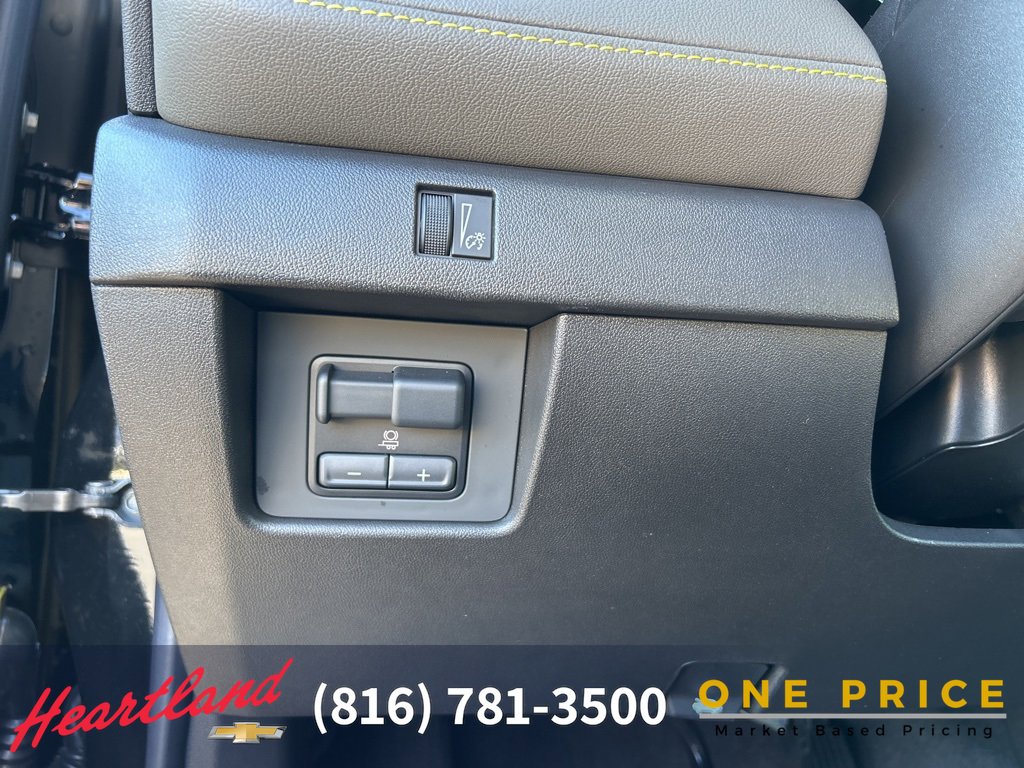 Used 2024 Chevrolet Colorado ZR2 w/ ZR2 Convenience Package III image 22