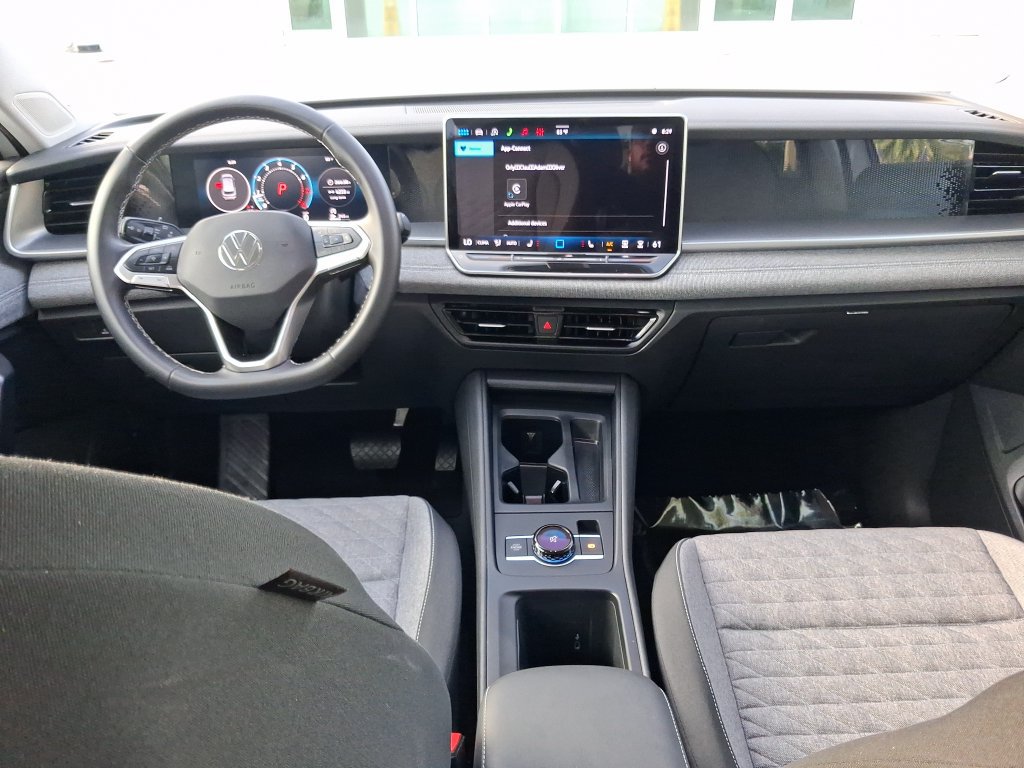 Used 2026 Volkswagen Tiguan S FWD image 17
