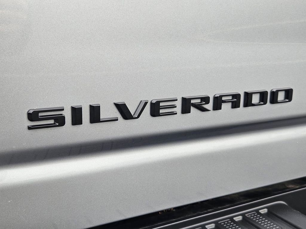 Used 2024 Chevrolet Silverado 3500 LTZ w/ LTZ Plus Package image 33