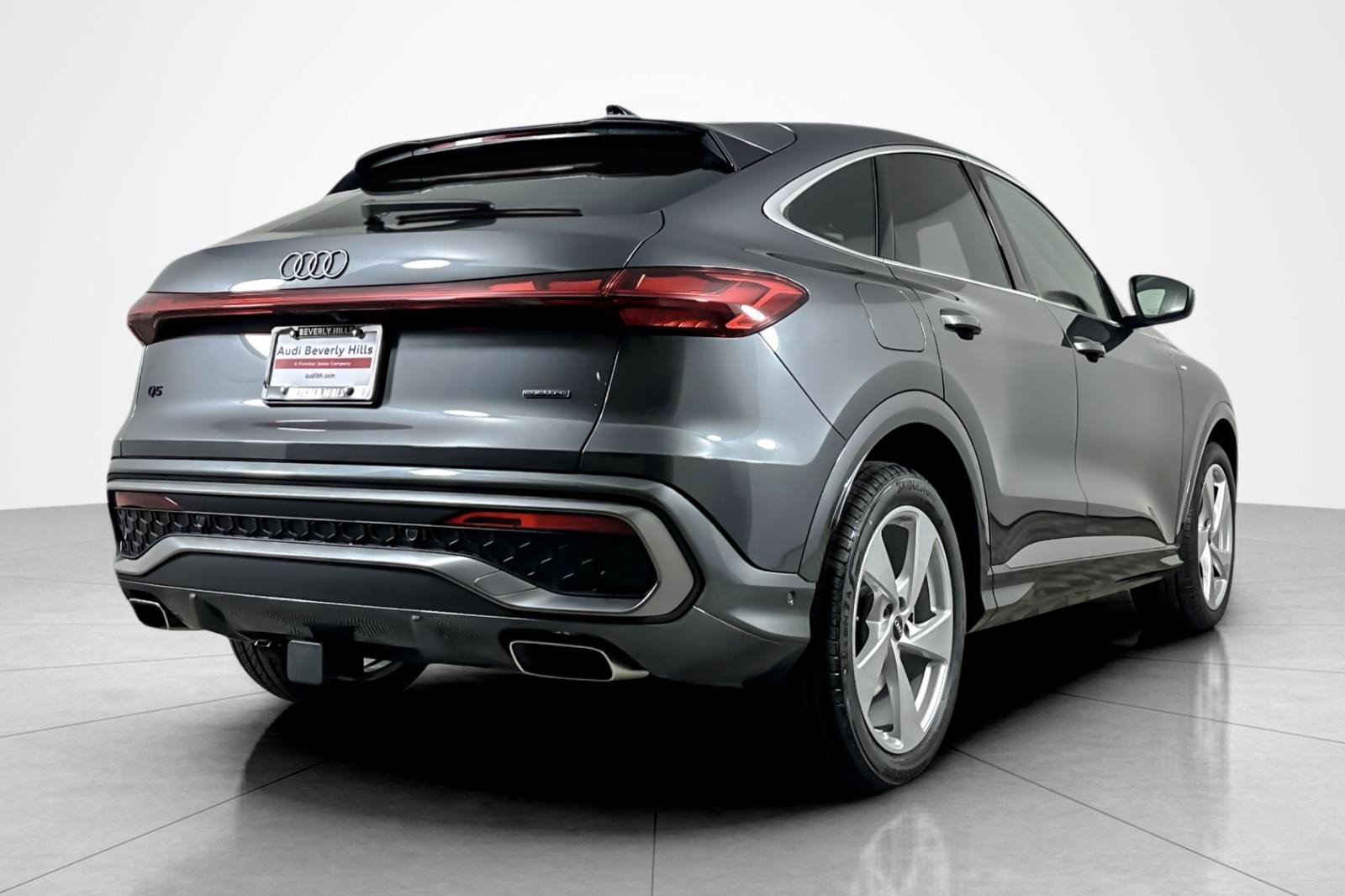 New 2025 Audi Q5 Prestige image 6
