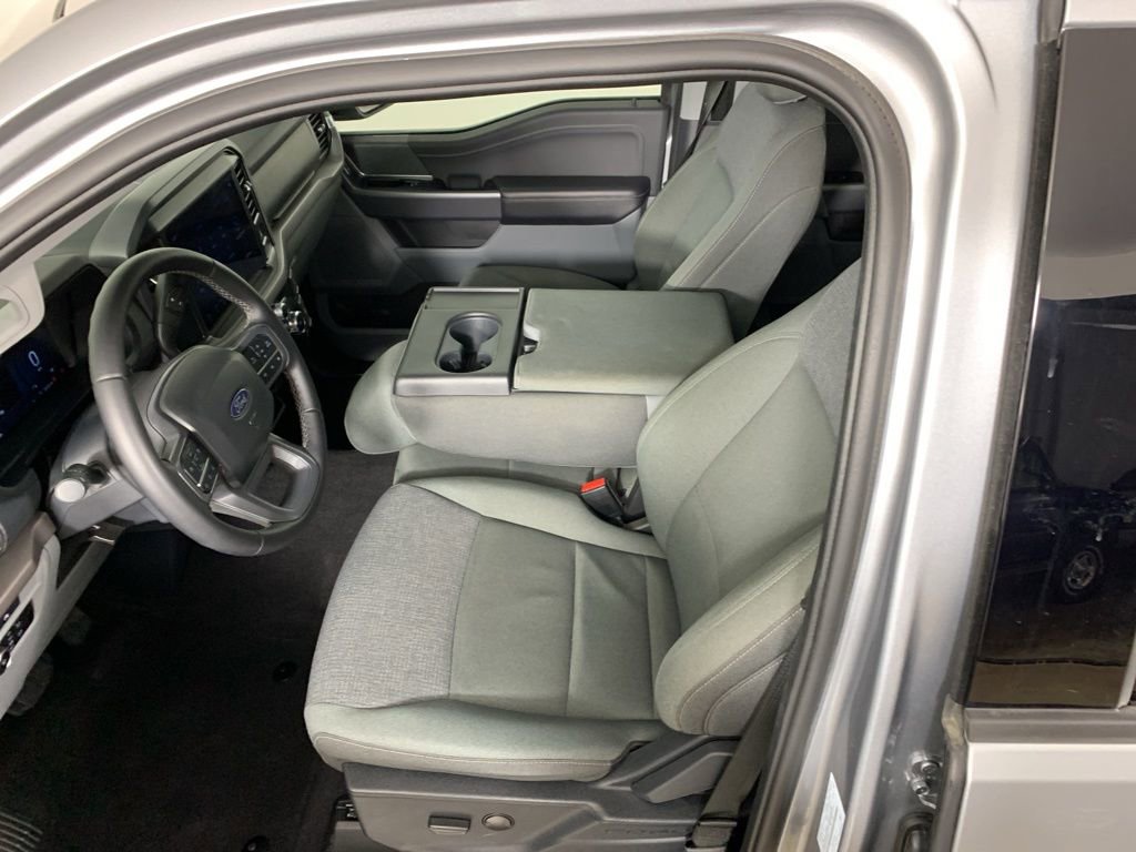 Used 2025 Ford F150 XLT w/ Equipment Group 301A Standard image 27