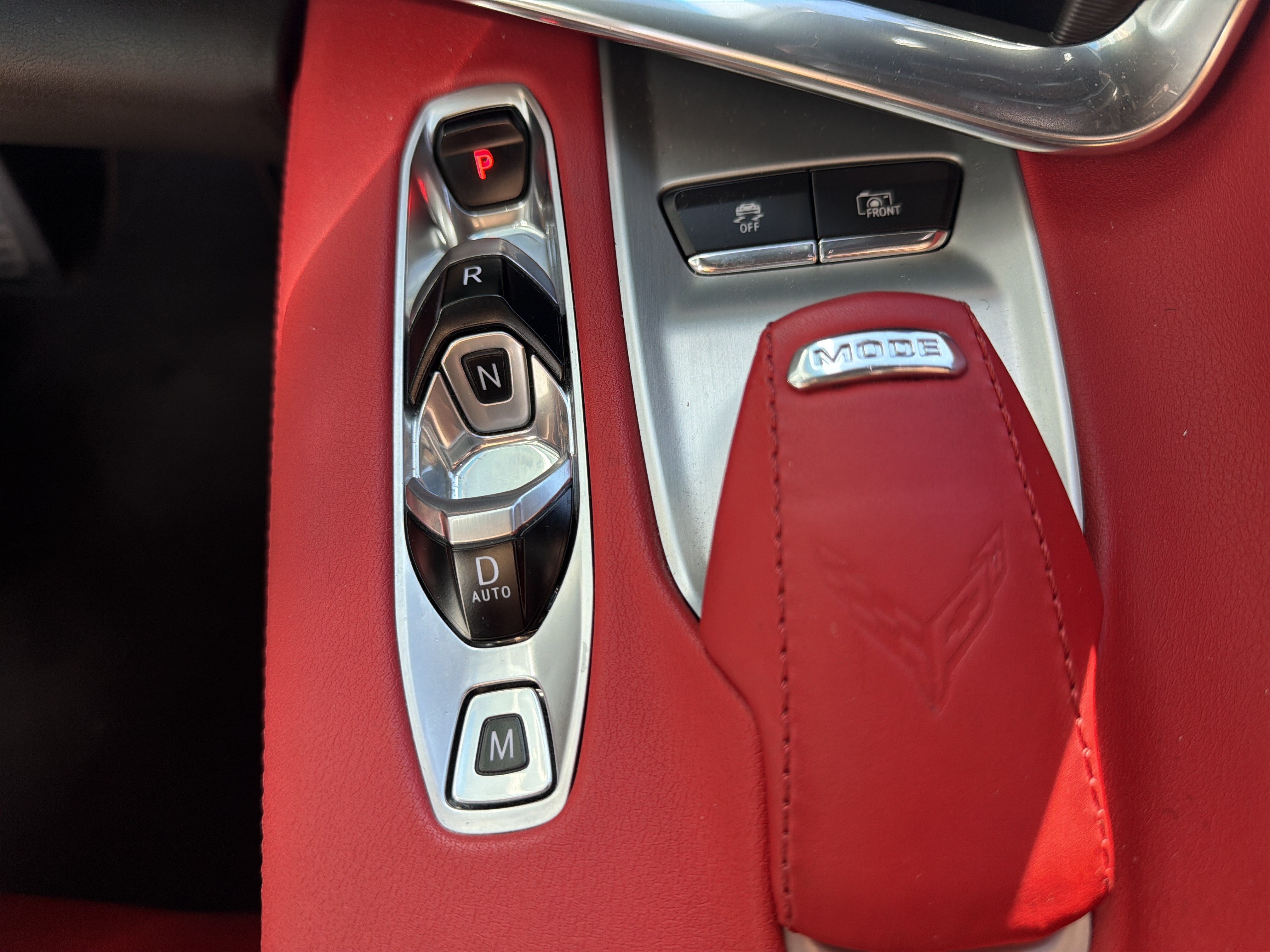 Used 2020 Chevrolet Corvette Stingray Preferred Cpe w/ 2LT Preferred Equipment Group RWD image 16