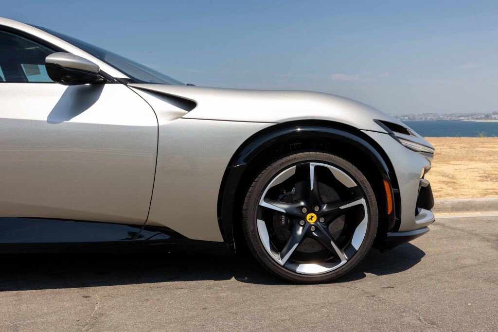 Certified 2025 Ferrari Purosangue image 35