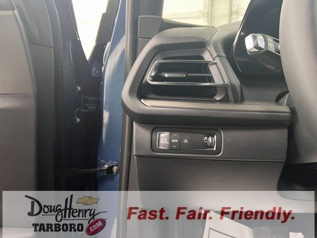 New 2026 Chevrolet Traverse LT w/ Driver Confidence Package FWD image 30