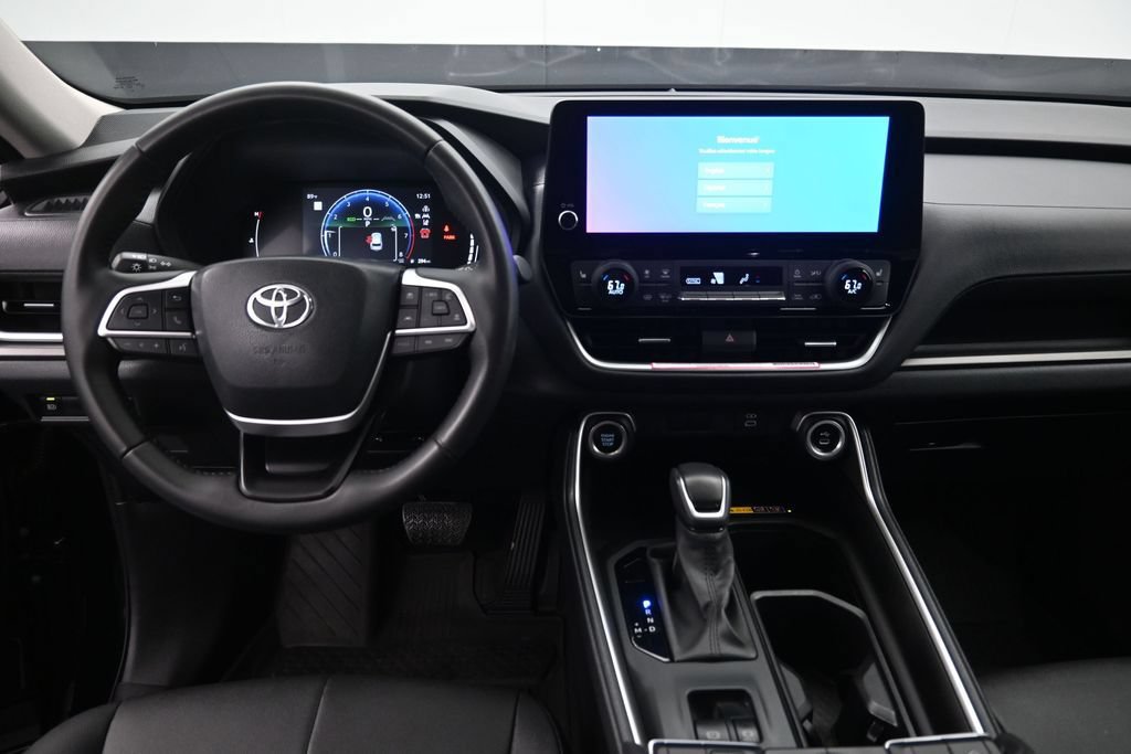 Used 2024 Toyota Grand Highlander AWD image 11