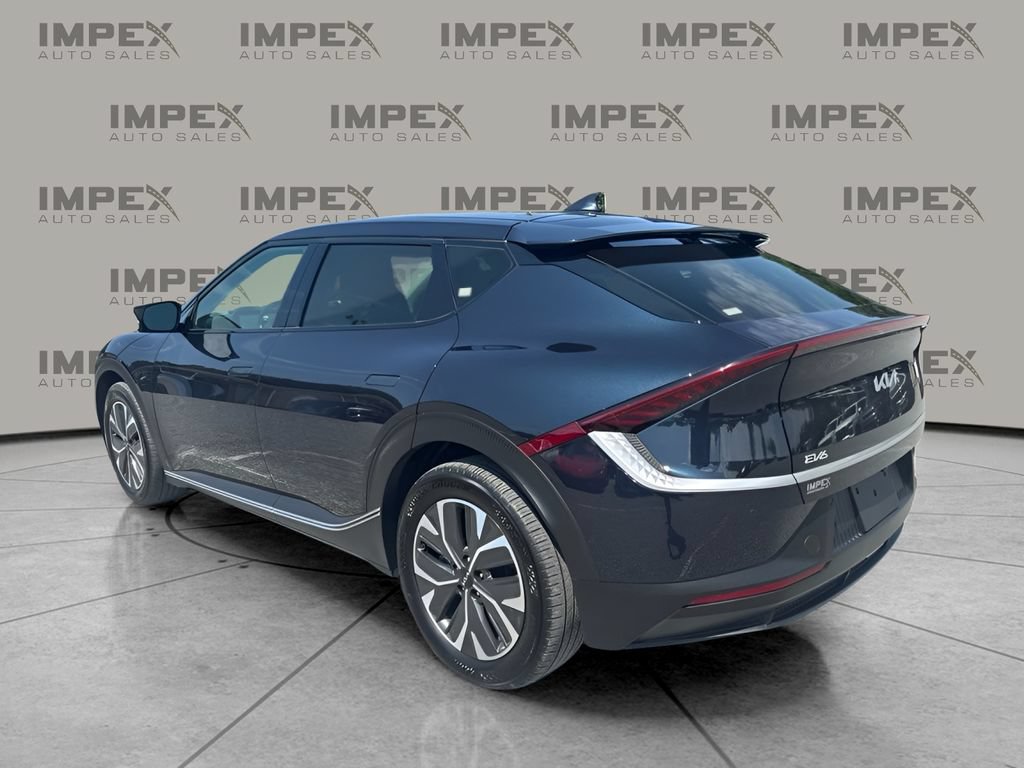 Used 2024 Kia EV6 Light AWD/4WD image 2