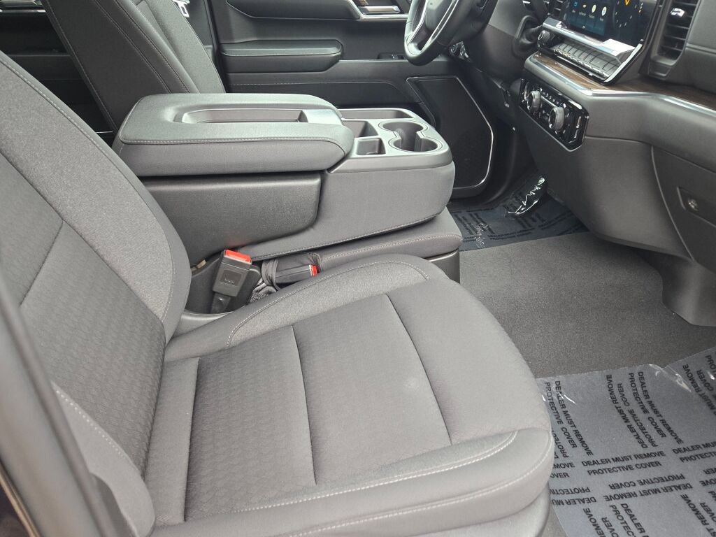 Used 2024 Chevrolet Silverado 1500 LT image 6