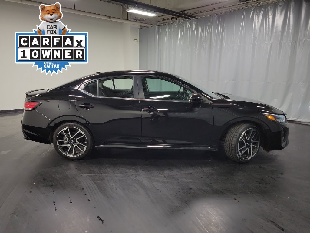 Used 2025 Nissan Sentra SR FWD image 9