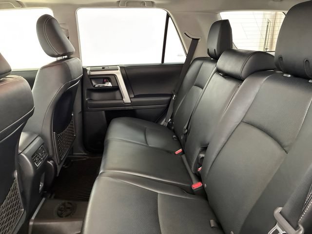 Used 2024 Toyota 4Runner Limited AWD/4WD image 18