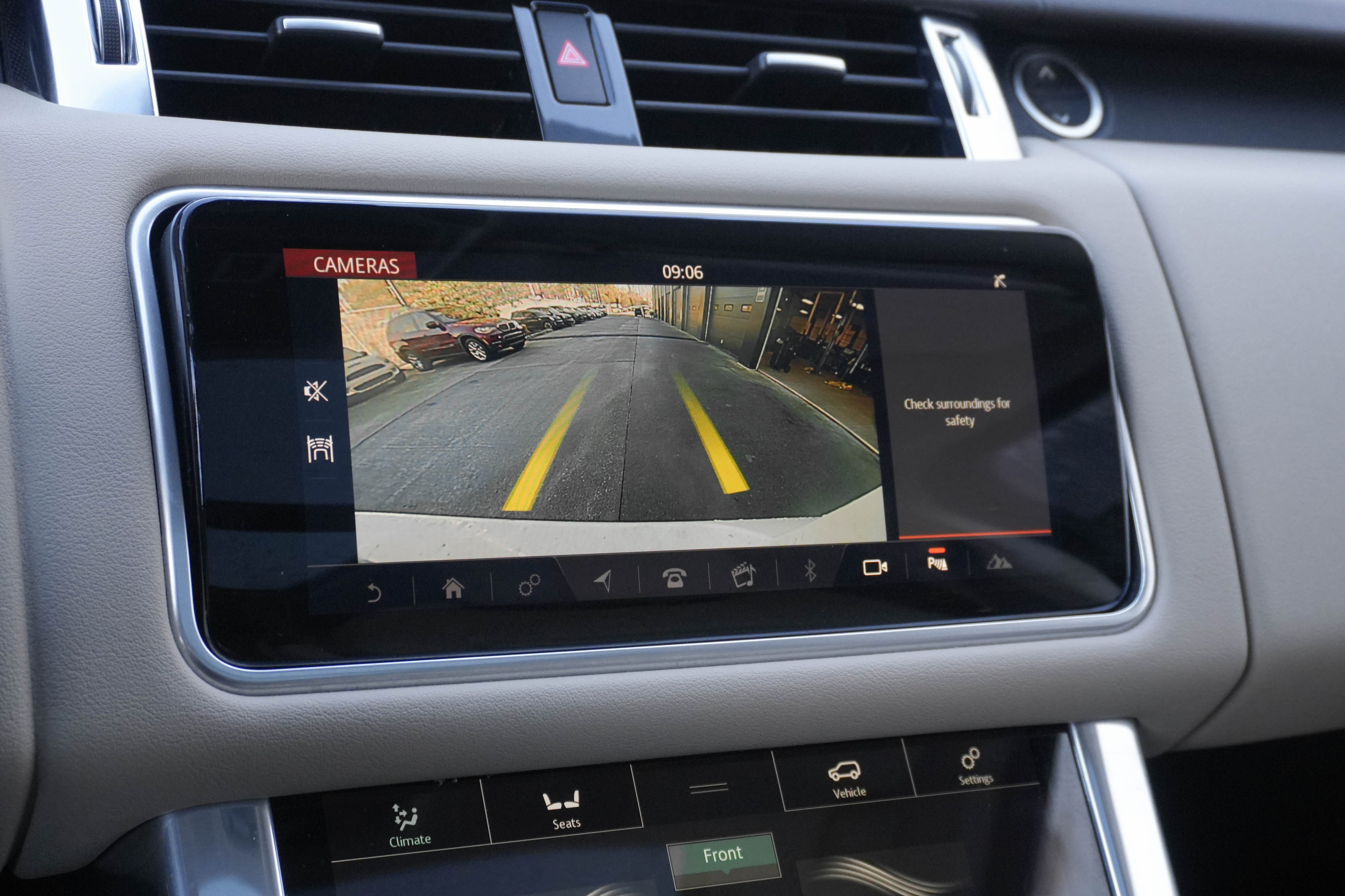 Used 2022 Land Rover Range Rover Sport HSE Silver Edition image 23