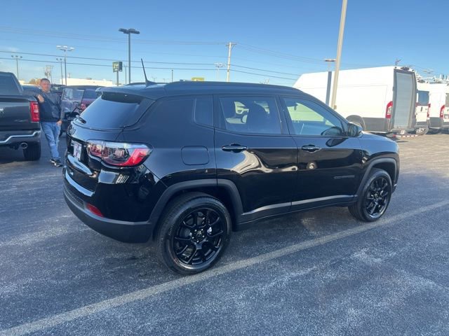 New 2026 Jeep Compass Latitude AWD/4WD image 5