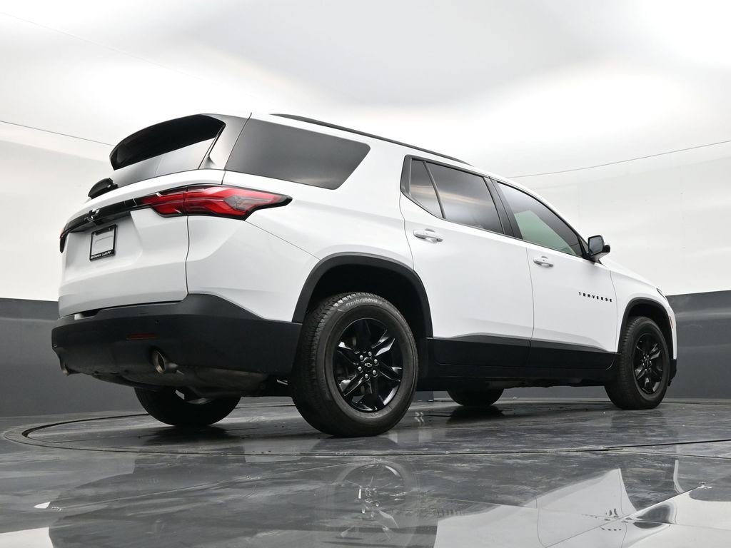 Used 2022 Chevrolet Traverse LT image 24