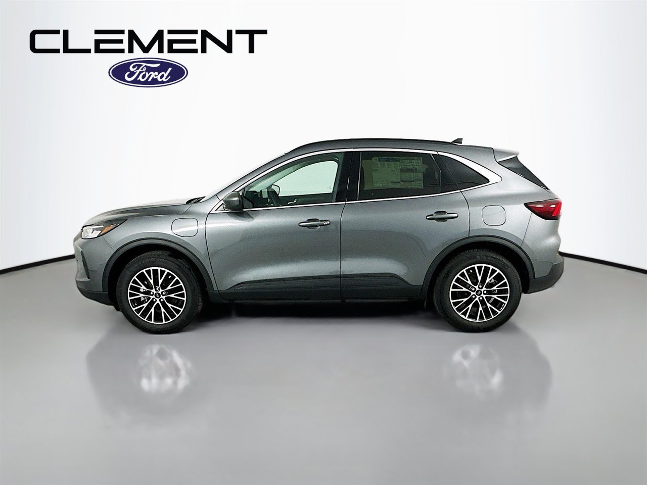 New 2025 Ford Escape SE w/ Class II Trailer Tow Package FWD image 4
