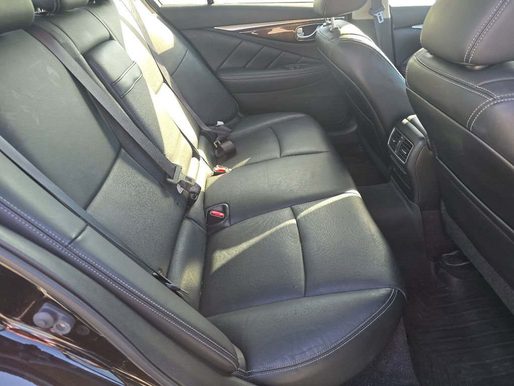 Used 2014 INFINITI Q50 Premium w/ Deluxe Touring Package AWD/4WD image 17