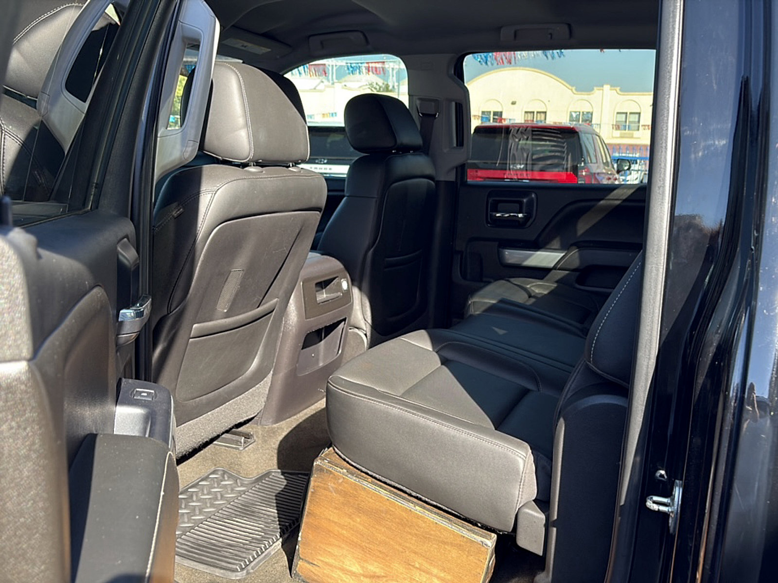 Used 2015 Chevrolet Silverado 1500 LTZ Z71 w/ Midnight Edition AWD/4WD image 23