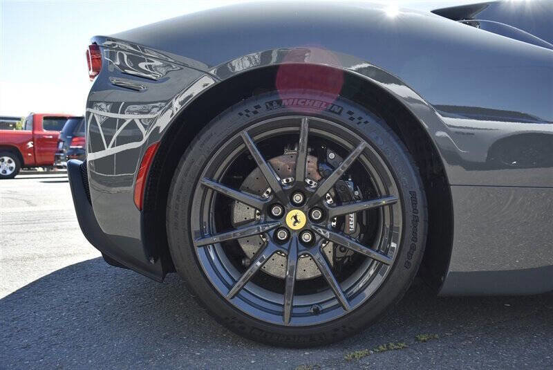 Used 2021 Ferrari SF90 Stradale image 12