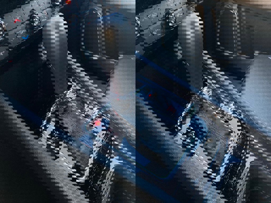 Used 2025 Jeep Compass Latitude image 25