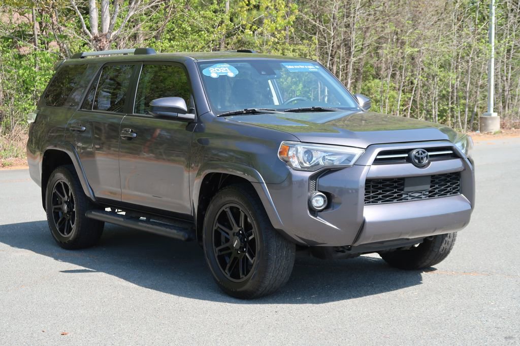 Used 2021 Toyota 4Runner SR5 image 3