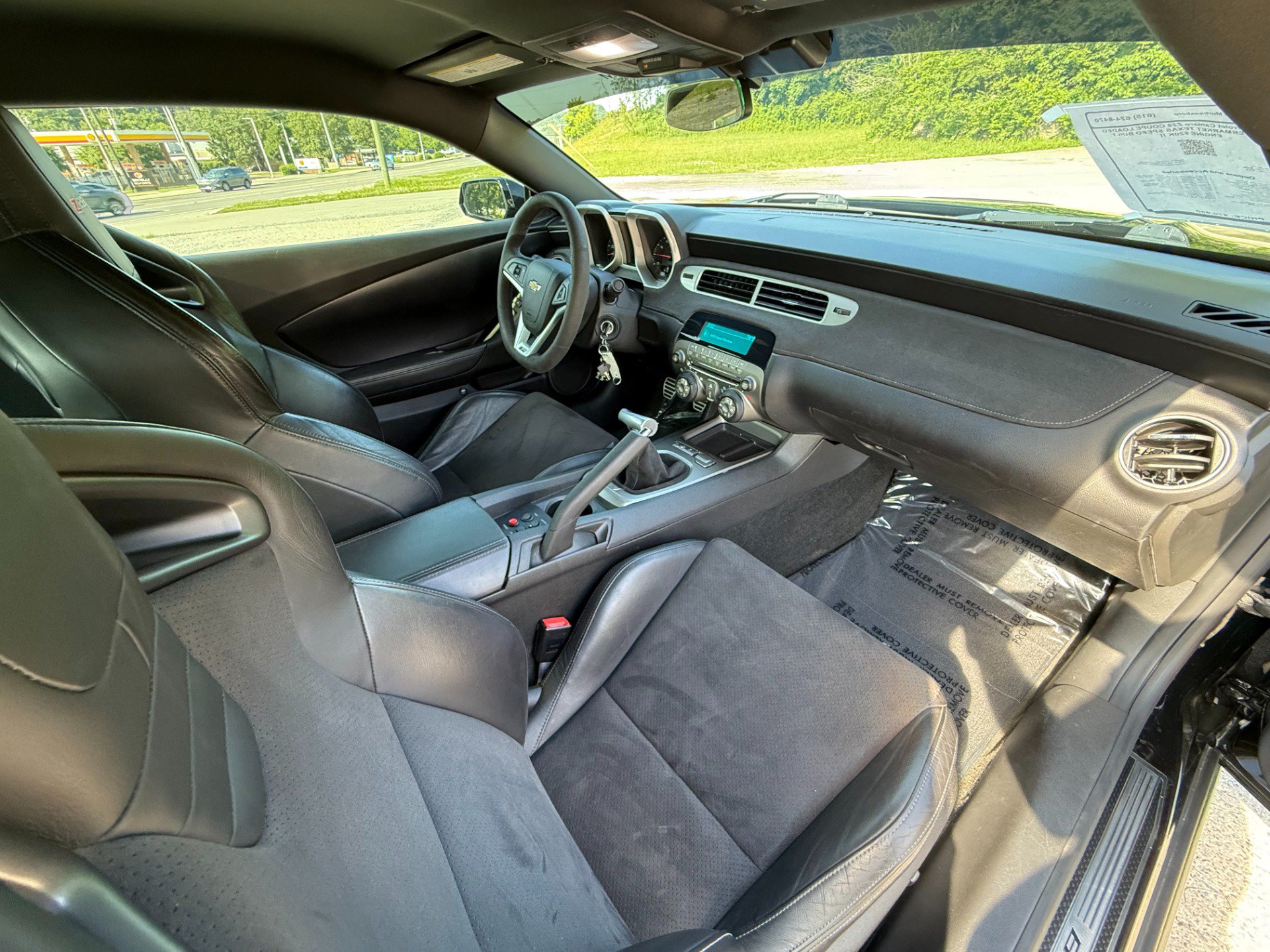 Used 2015 Chevrolet Camaro Z/28 RWD image 21