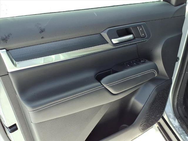 Used 2025 GMC Terrain Elevation AWD/4WD image 6