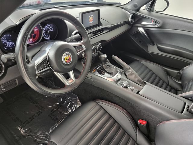 Used 2020 FIAT 124 Spider Abarth w/ Convenience Group RWD image 12