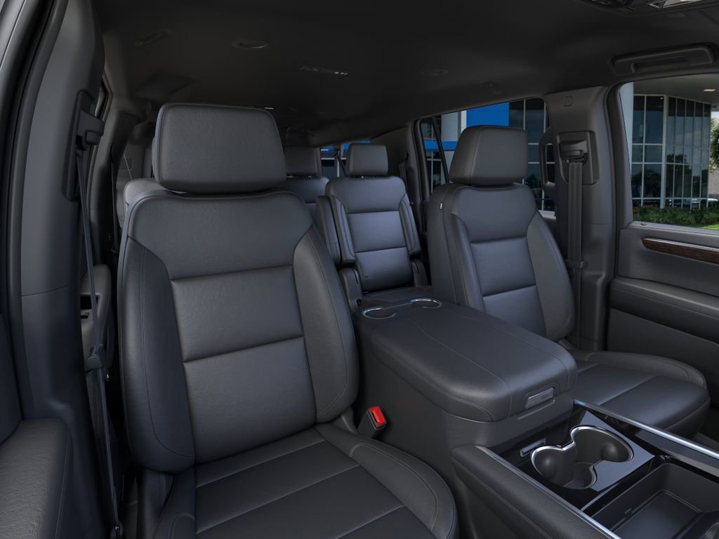 New 2026 Chevrolet Suburban Z71 w/ Comfort Package AWD/4WD image 16