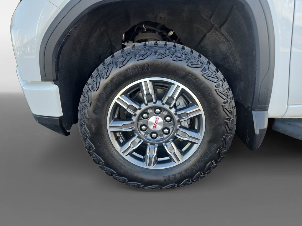 Used 2024 GMC Sierra 1500 AT4 w/ AT4 Preferred Package image 15