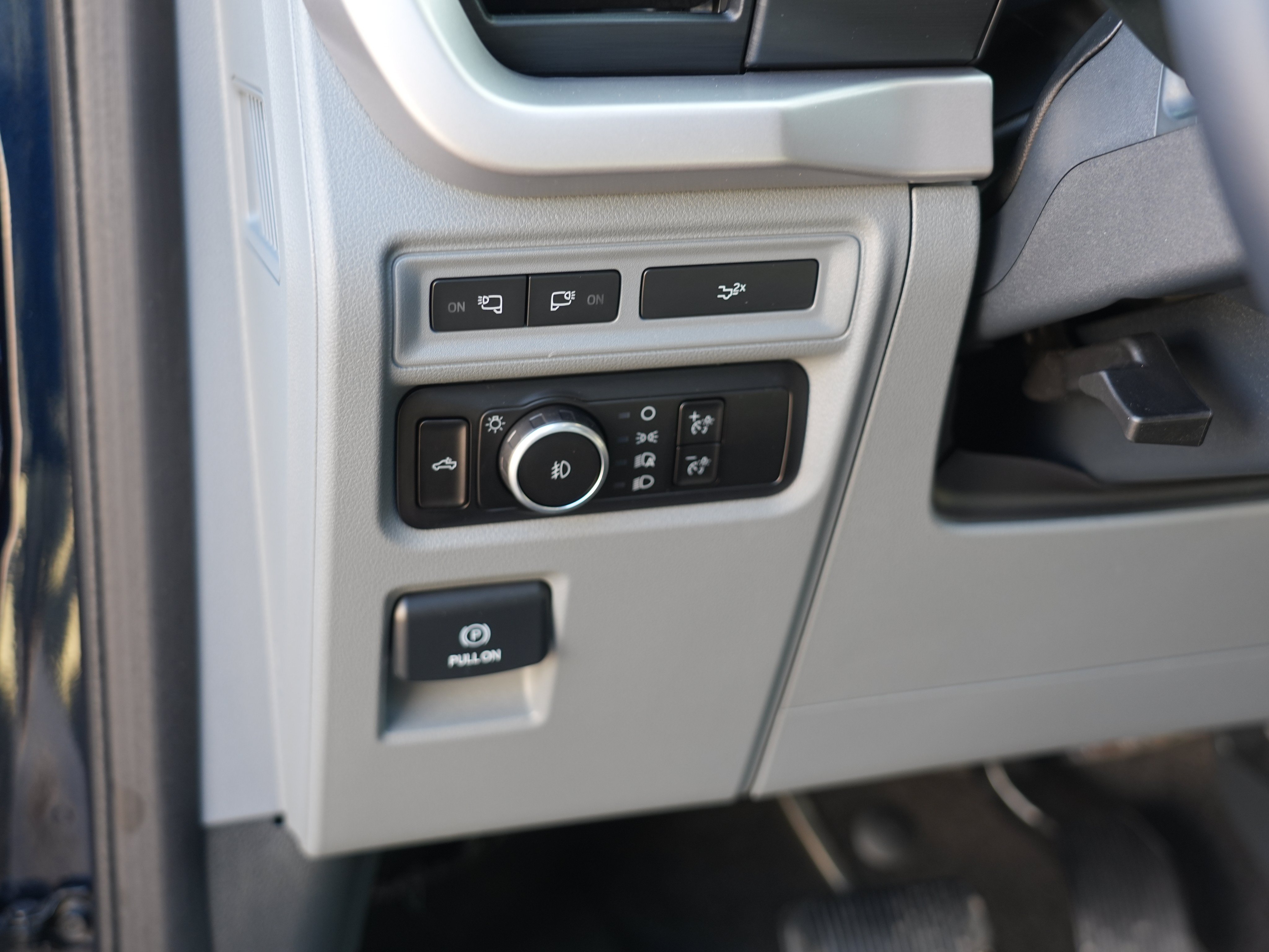 Used 2023 Ford F150 XLT w/ Equipment Group 302A High AWD/4WD image 17