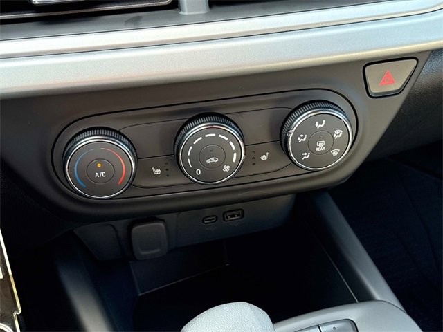 New 2026 Chevrolet Trax RS w/ Driver Confidence Package image 30