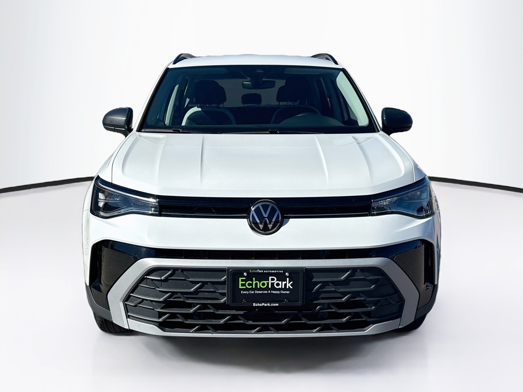 Used 2025 Volkswagen Taos S AWD/4WD image 2