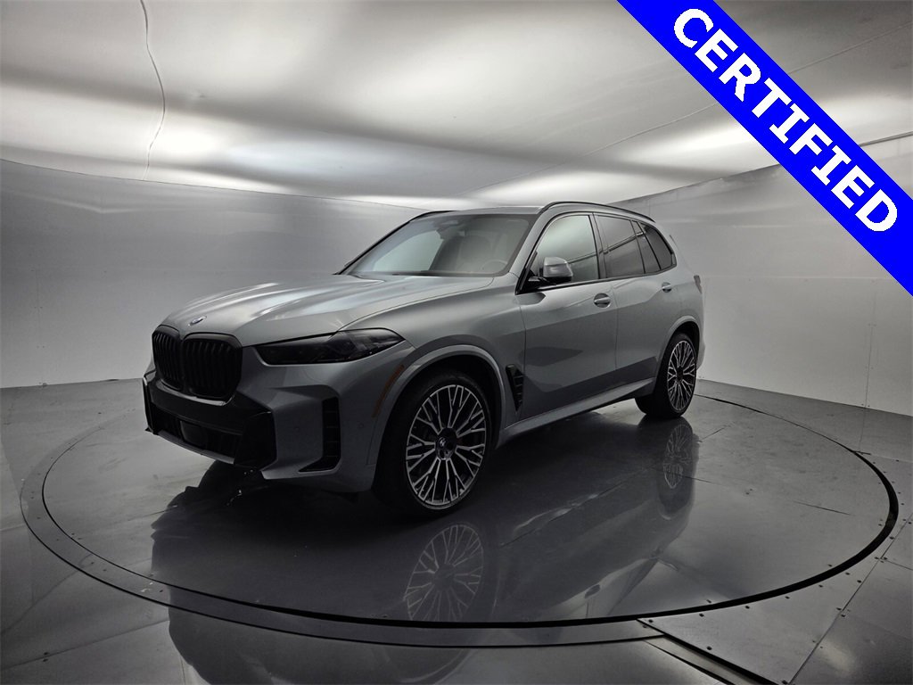 Used 2024 BMW X5 xDrive40i w/ M Sport Package image 4
