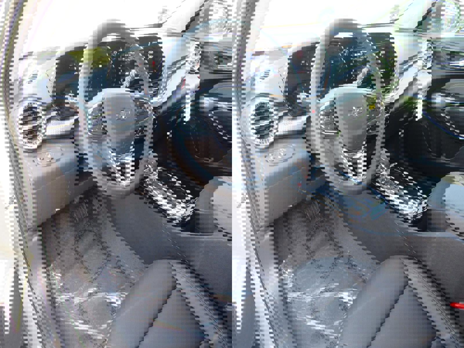 New 2026 Chevrolet Trax ACTIV w/ Sunroof Package image 14