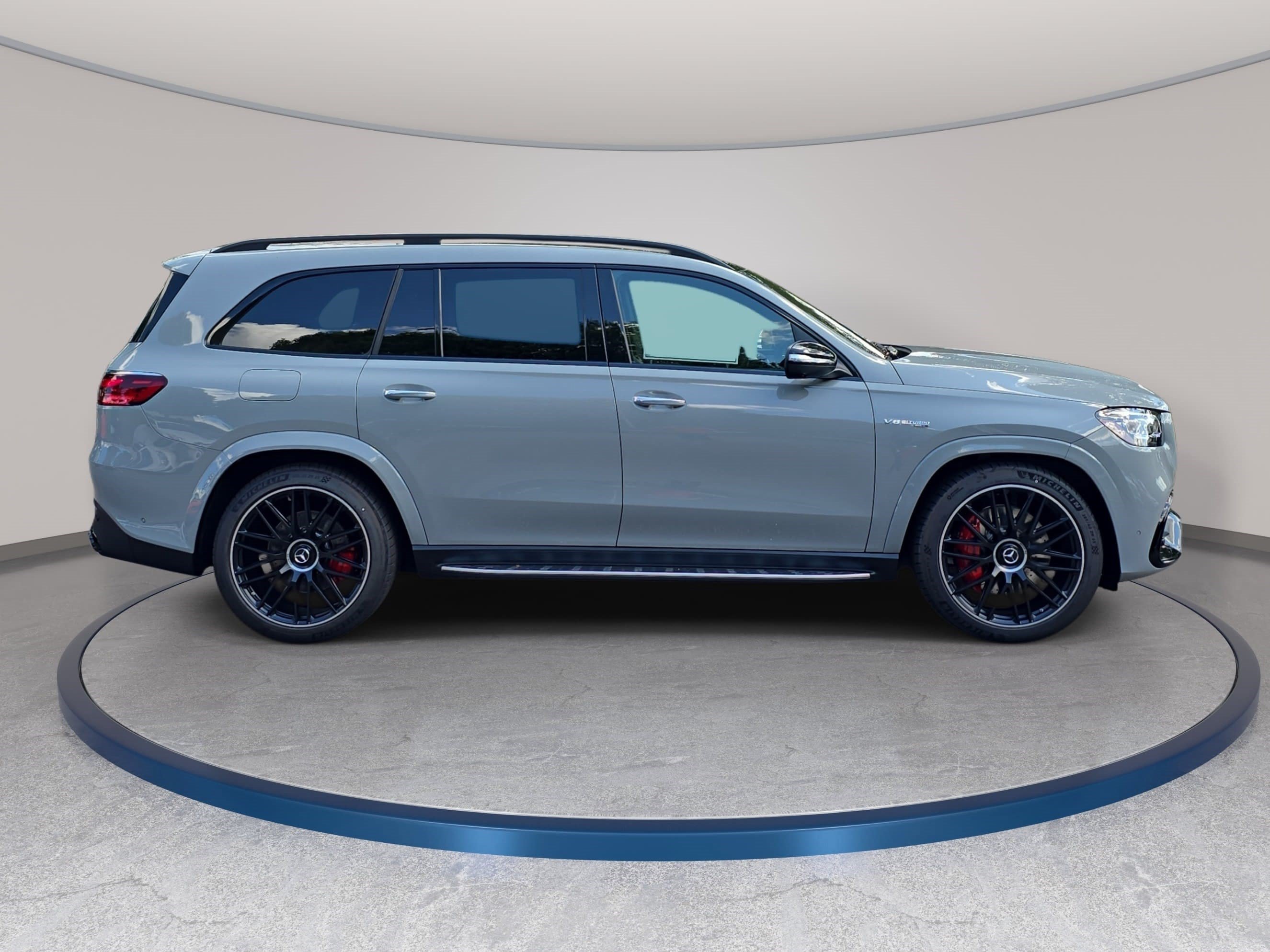 New 2026 Mercedes-Benz GLS 63 AMG 4MATIC image 4