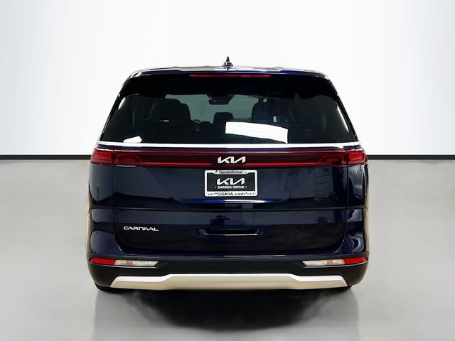 Certified 2024 Kia Carnival LX image 6