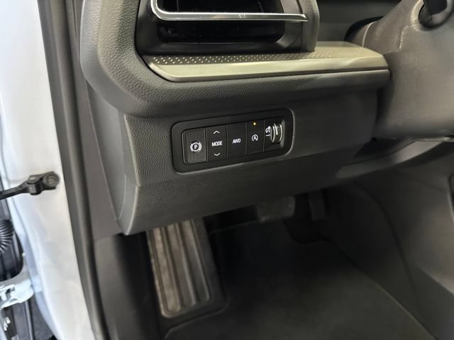New 2027 Chevrolet Traverse LT w/ Driver Confidence Package AWD/4WD image 53