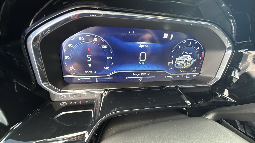 Used 2025 Chevrolet Silverado 2500 LTZ w/ LTZ Premium Package image 36